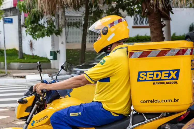 Correios triplicam prejuízo e enfrentam queda na receita Correios triplicam prejuízo e enfrentam queda na receita