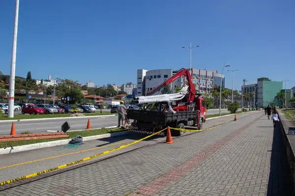 São José acelera obras de iluminação pública inteligente São José acelera obras de iluminação pública inteligente