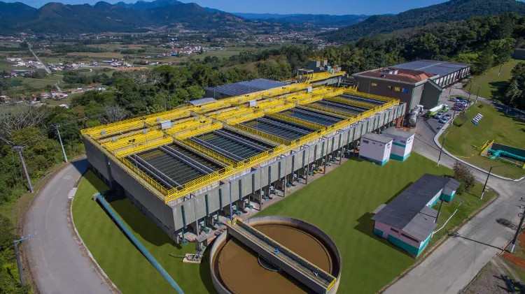 Casan realiza melhoria elétrica na captação de água em Palhoça Casan realiza melhoria elétrica na captação de água em Palhoça