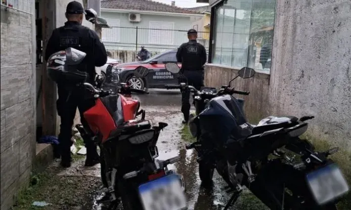 Videomonitoramento ajuda a prender suspeitos em São José Videomonitoramento ajuda a prender suspeitos em São José