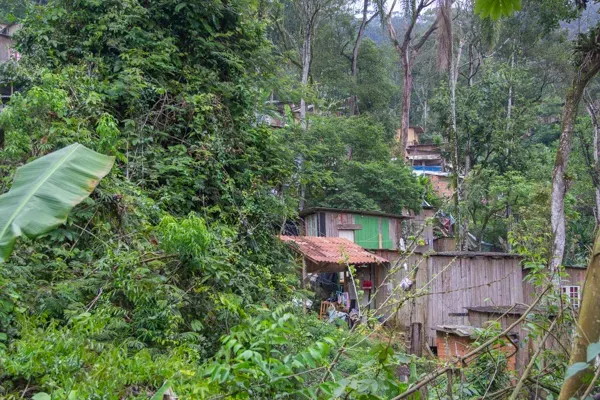 Fiscalização em São José mira riscos de ocupações