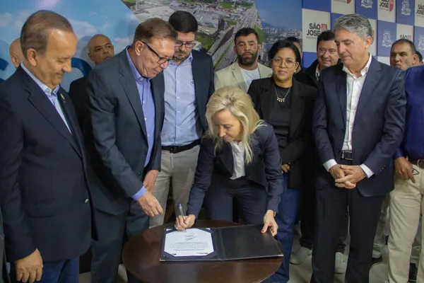 São José recebe R$ 70 milhões para obra na Beira-Mar São José recebe R$ 70 milhões para obra na Beira-Mar