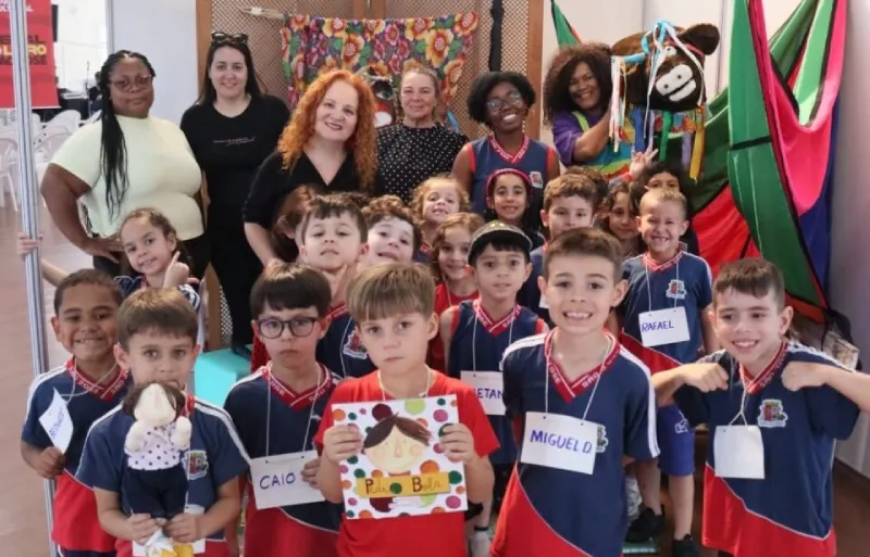 Livro infantil josefense faz sucesso na Bienal