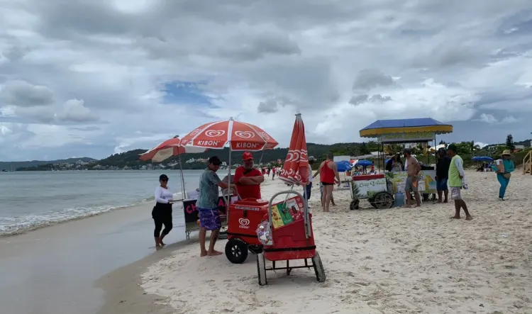 Modelo piloto redefine comércio e gestão de praia em Jurerê Modelo piloto redefine comércio e gestão de praia em Jurerê