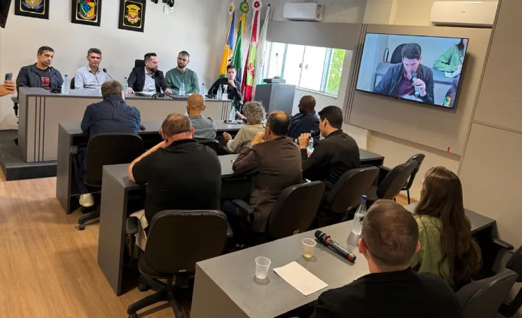 Biguaçu retoma debate sobre estacionamento rotativo no centro