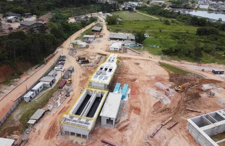 CASAN ajusta trânsito em Potecas para concluir etapa decisiva da nova ETE