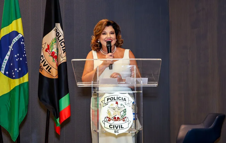 Marilisa Boehm destaca investimentos na segurança pública de Santa Catarina e cooperação internacional em curso policial realizado em Florianópolis.