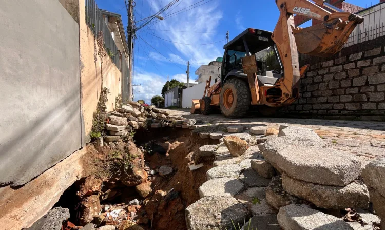 São José resolve drenagem com implosão de rocha São José resolve drenagem com implosão de rocha