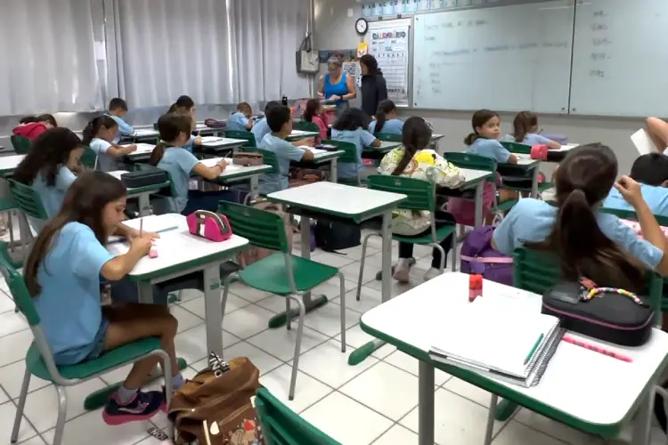 37 mil estudantes voltam às aulas na rede municipal de Florianópolis com início do segundo semestre em escolas, educação infantil e EJA.