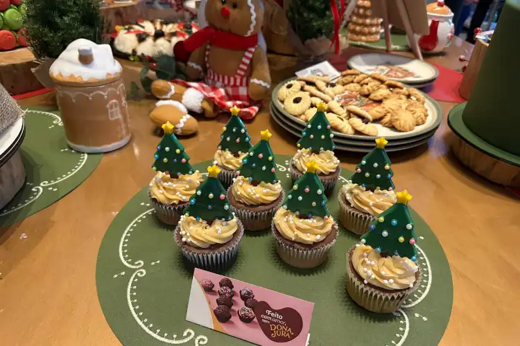 Curso gratuito de Panificação e Confeitaria em São José oferece 160 horas de formação prática, certificação e oportunidades profissionais em 2027.