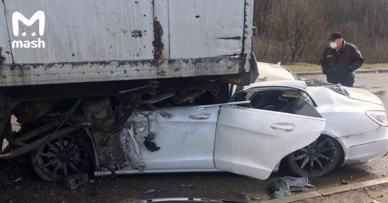 Сел не в ту машину: появились кадры гибели блогера Павла Петеля, авто влетело под грузовик