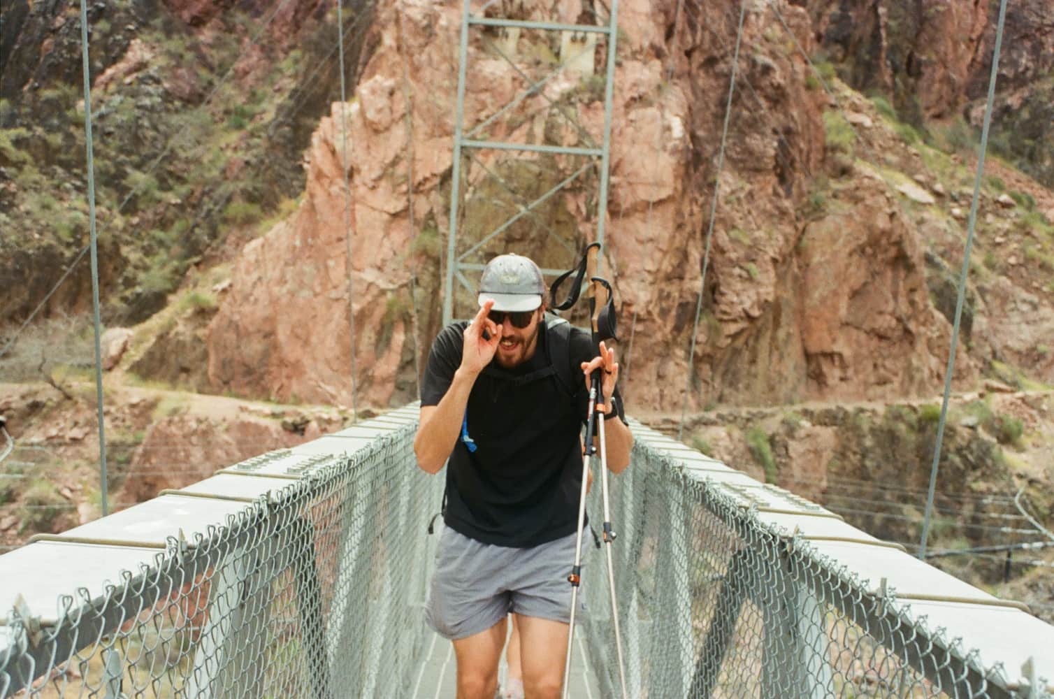 film/0002-0002115900/000211590004_fpieen