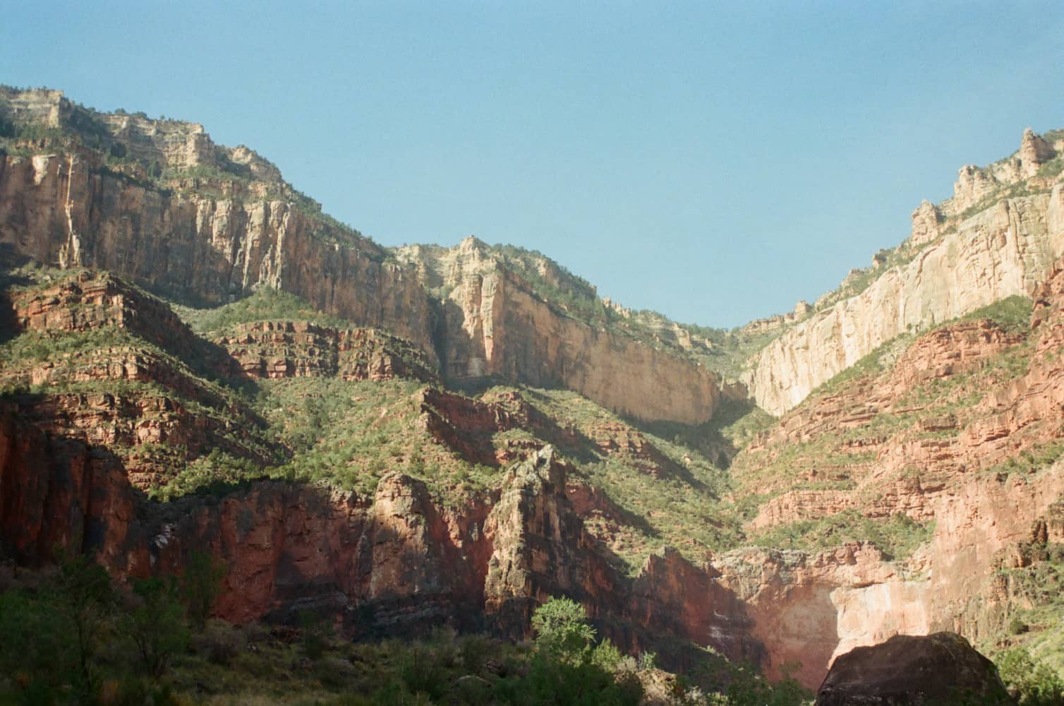 film/0002-0002115900/000211590016_hvfymn