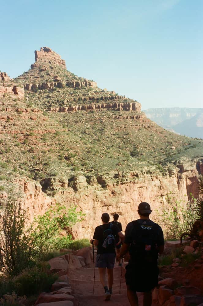 film/0002-0002115900/000211590022_y050ea