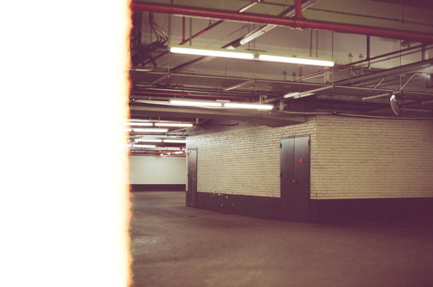 film/0003-0000090300/000009030001_usdqnq