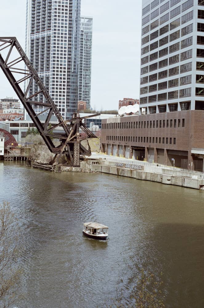 film/0003-0000090300/000009030013_d08cfu