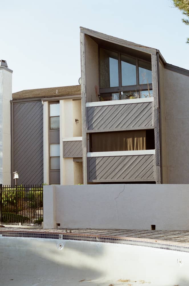 film/0003-0000090300/000009030024_tg8lnv