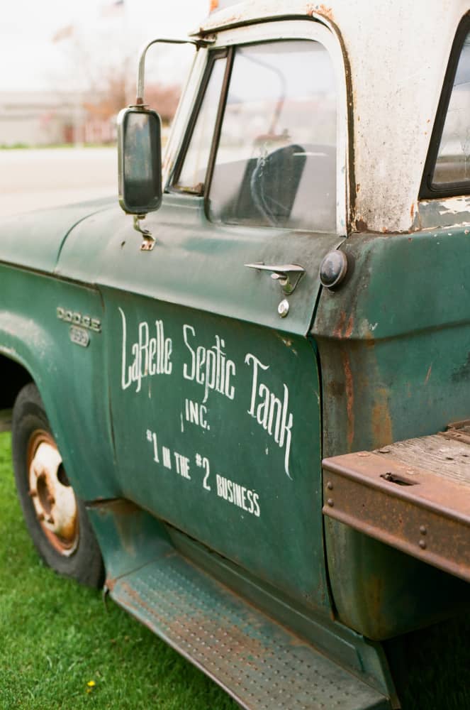 film/0006-0005576600/000557660003_zwovf4