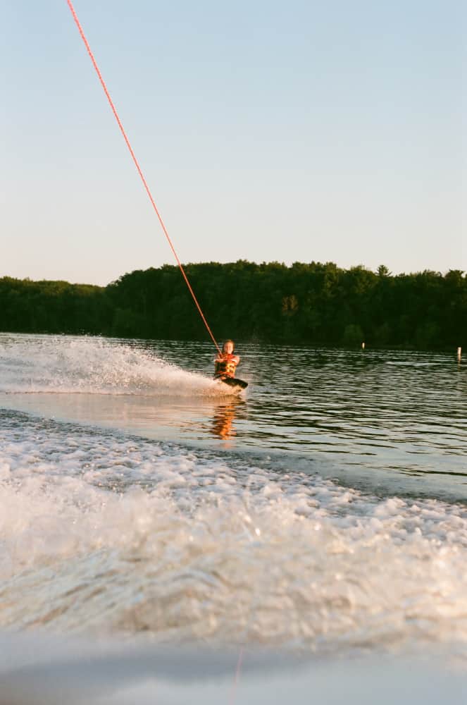 film/0007-0002721900/000272190007_pybqqg