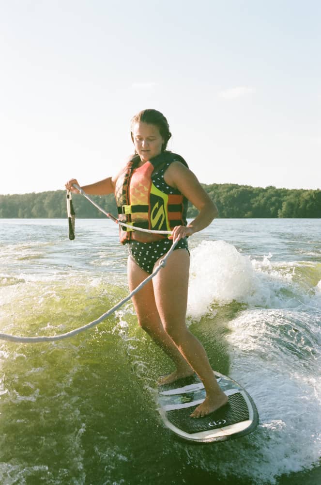 film/0007-0002721900/000272190019_m3zsd7