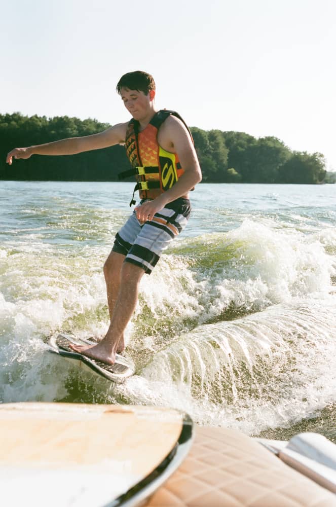 film/0007-0002721900/000272190020_icq6ku