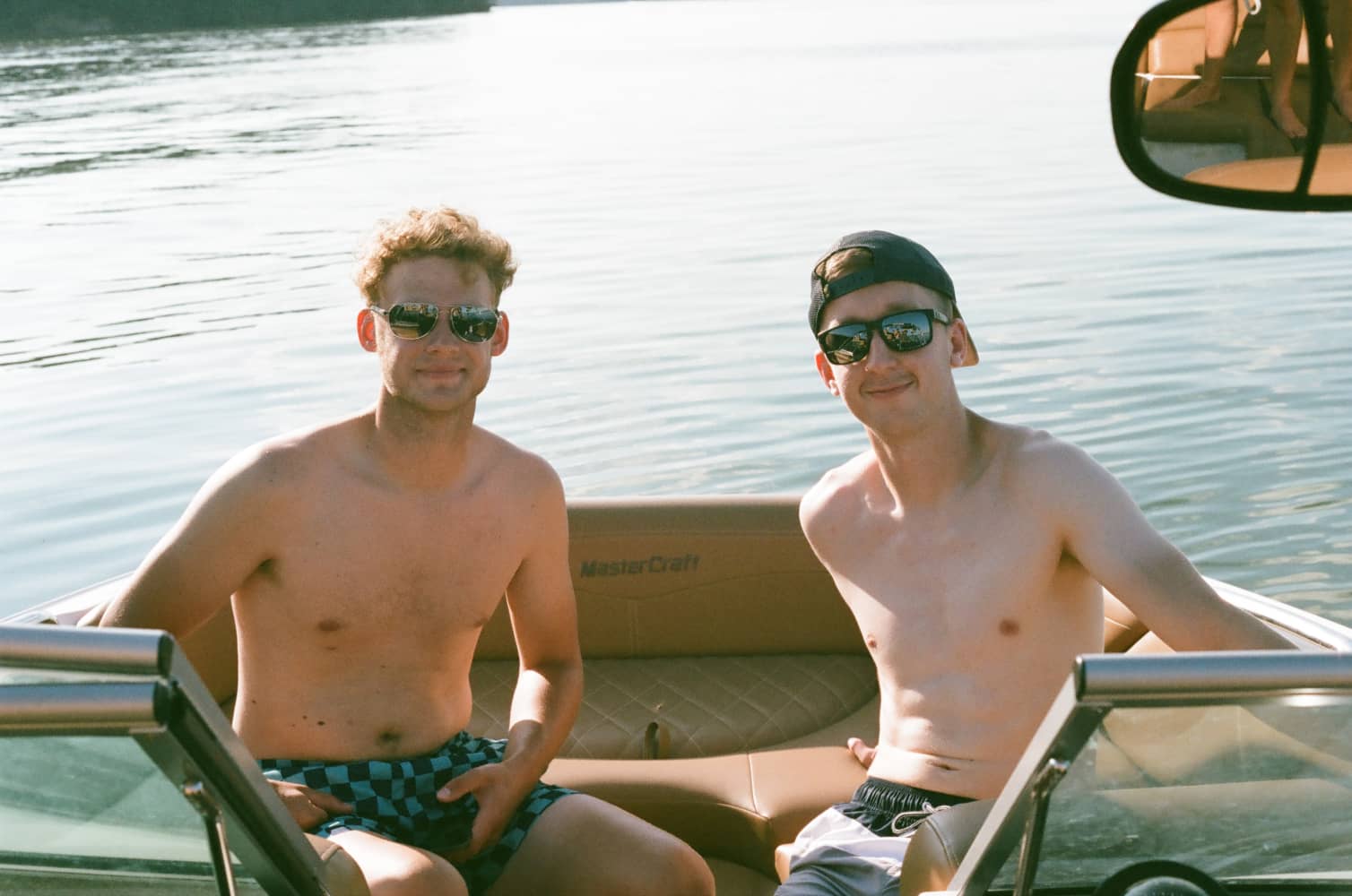 film/0007-0002721900/000272190022_mh51mh