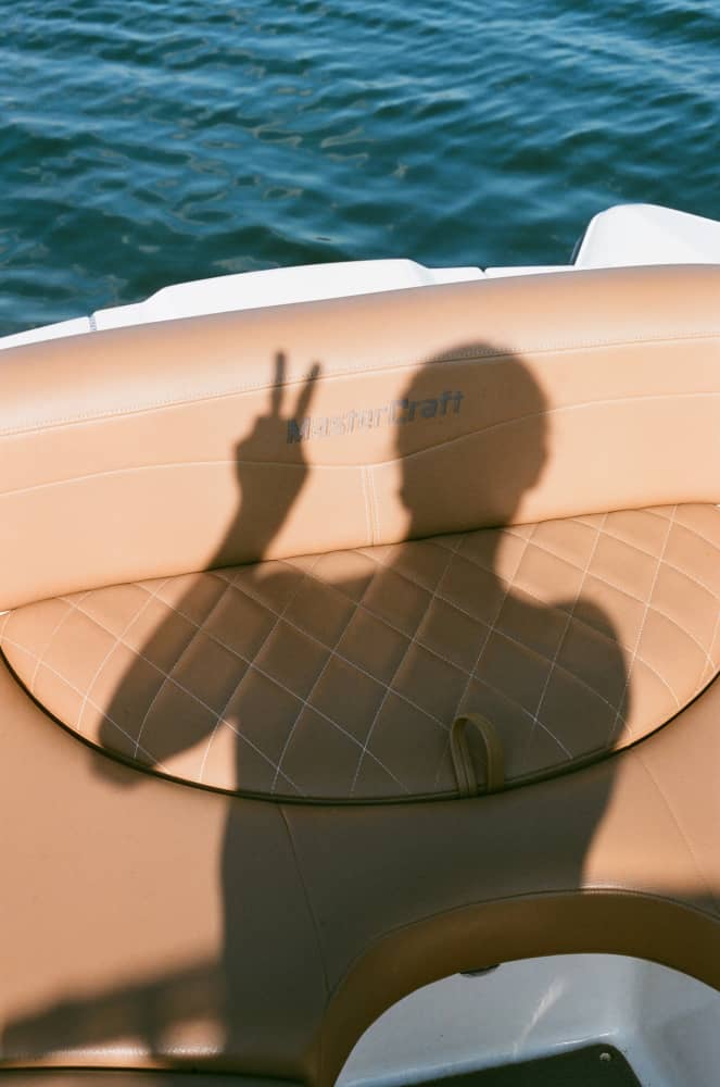 film/0007-0002721900/000272190026_b93wj3