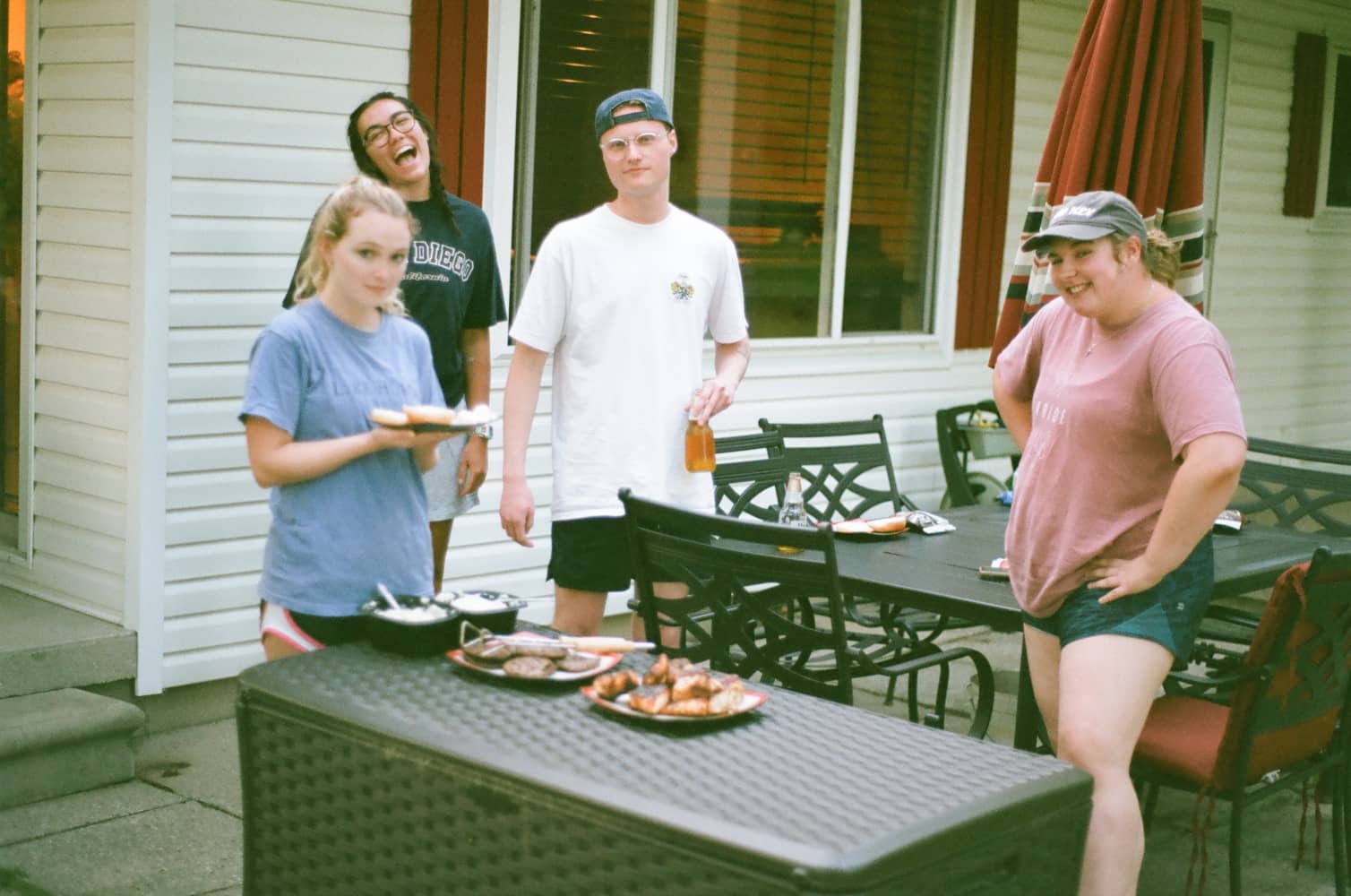 film/0009-0002722000/000272200020_zbxaw2