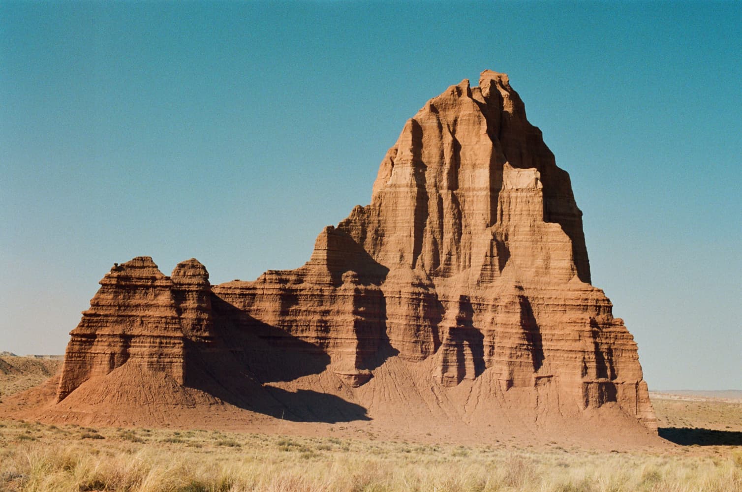 film/0017-0003104700/000310470005_o3ekek