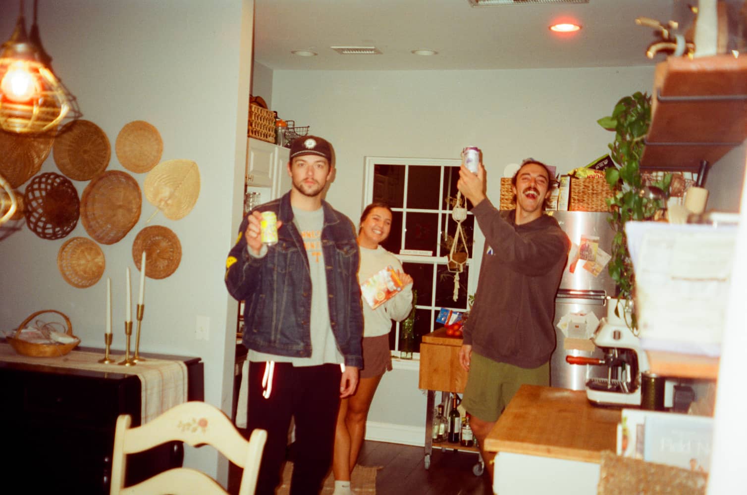 film/0023-0000602100/000060210006_vi8m9e