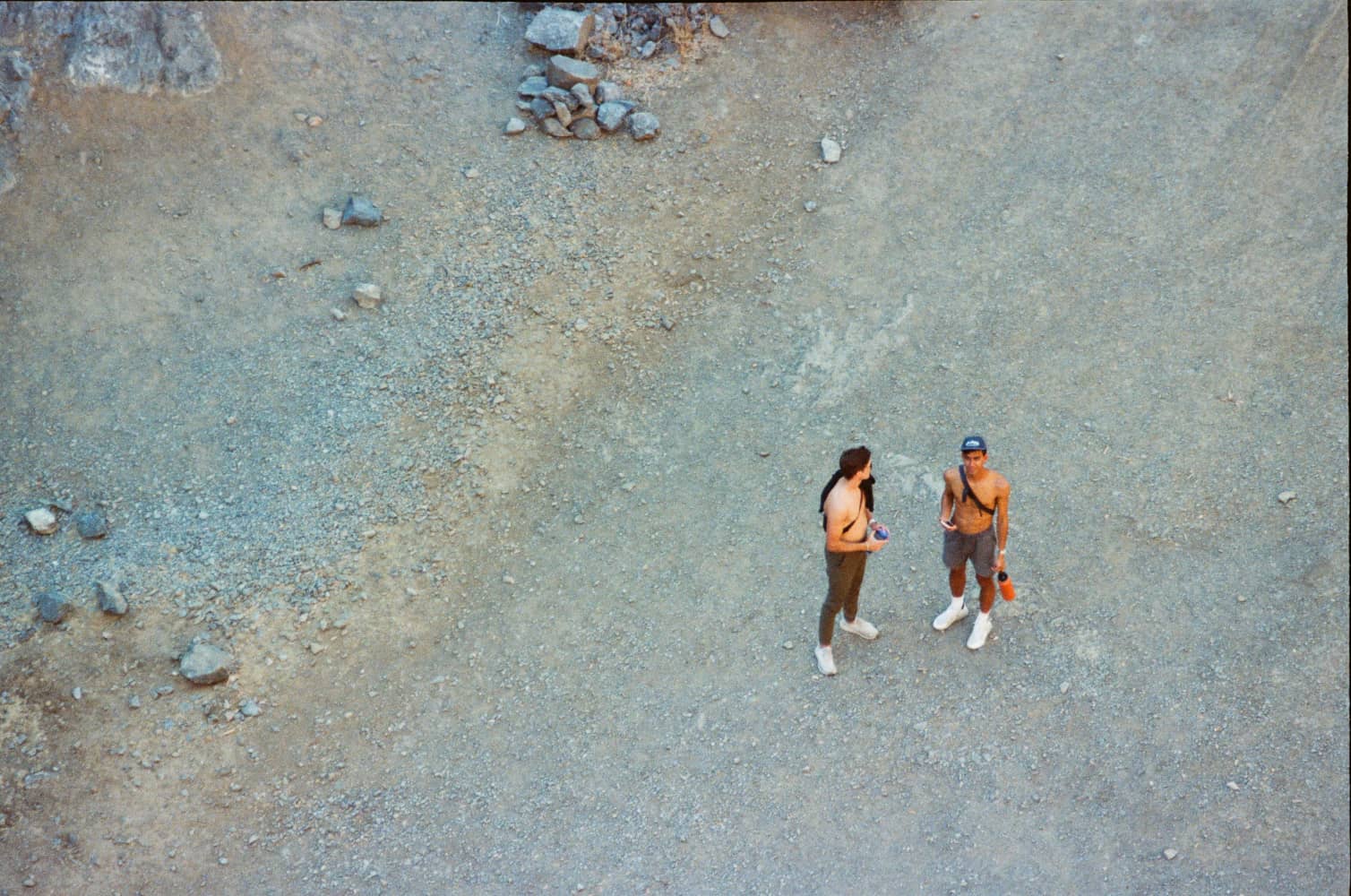 film/0024-0009886700/000988670028_cqybdu