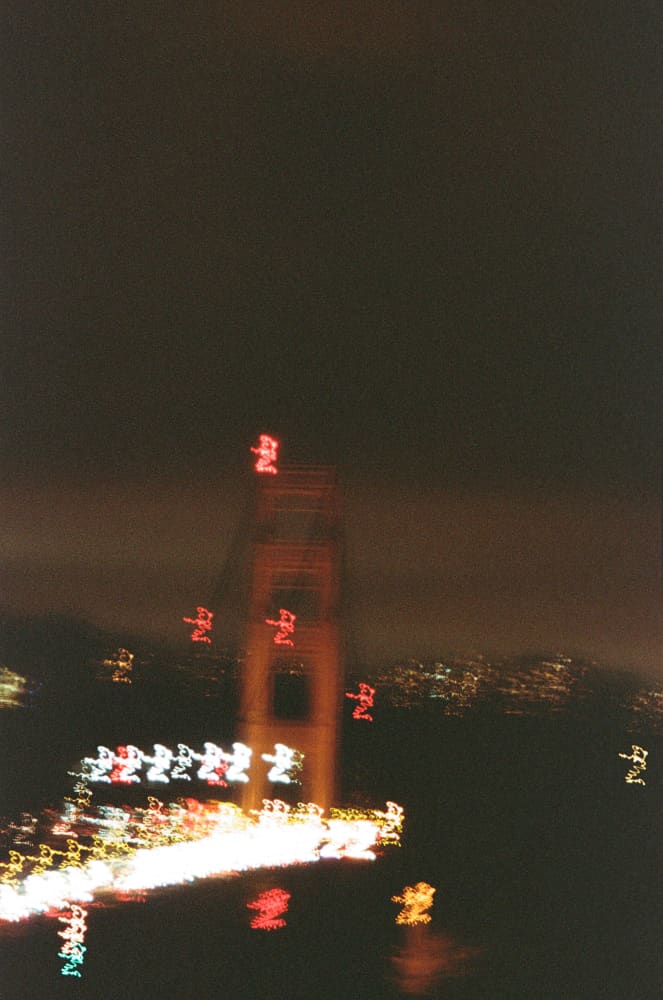 film/0025-0009886900/000988690006-edited_tnym47