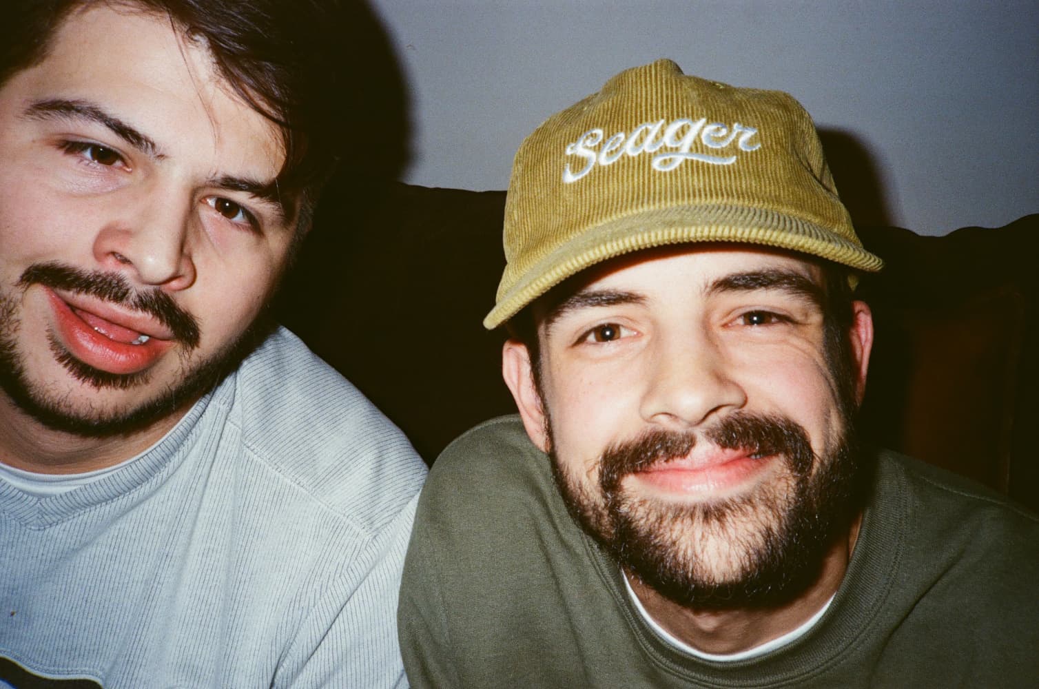 film/00255-0005172000/000517200008_t3g5fz