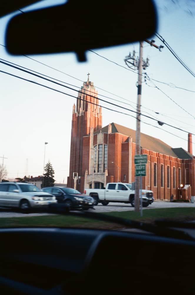 film/0026-0009886800/000988680002-edited_vlmddx