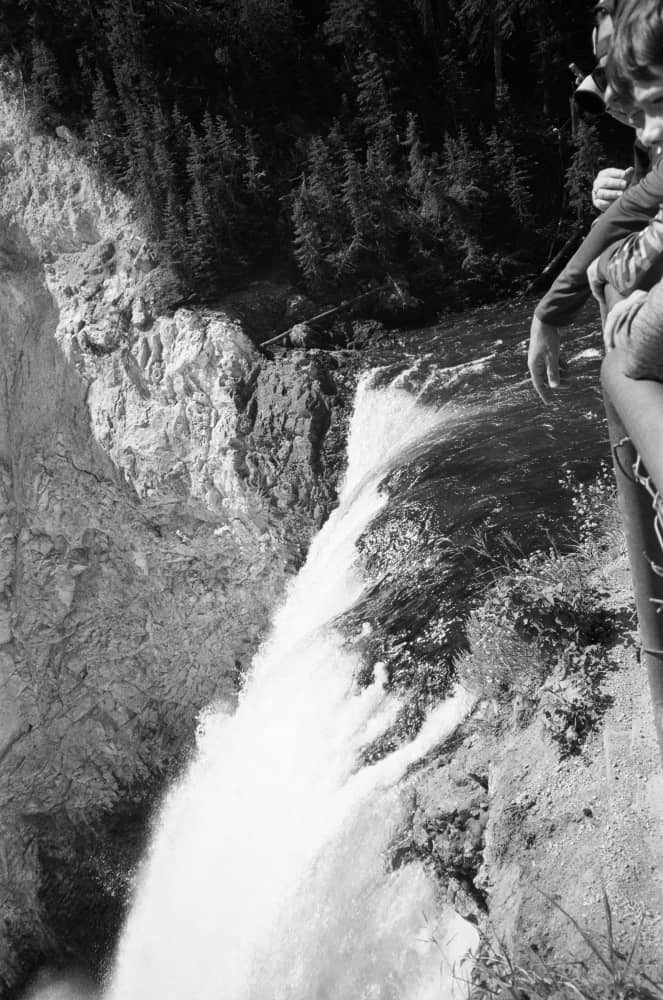 film/0030-0000610700/000061070013_dxg6oa