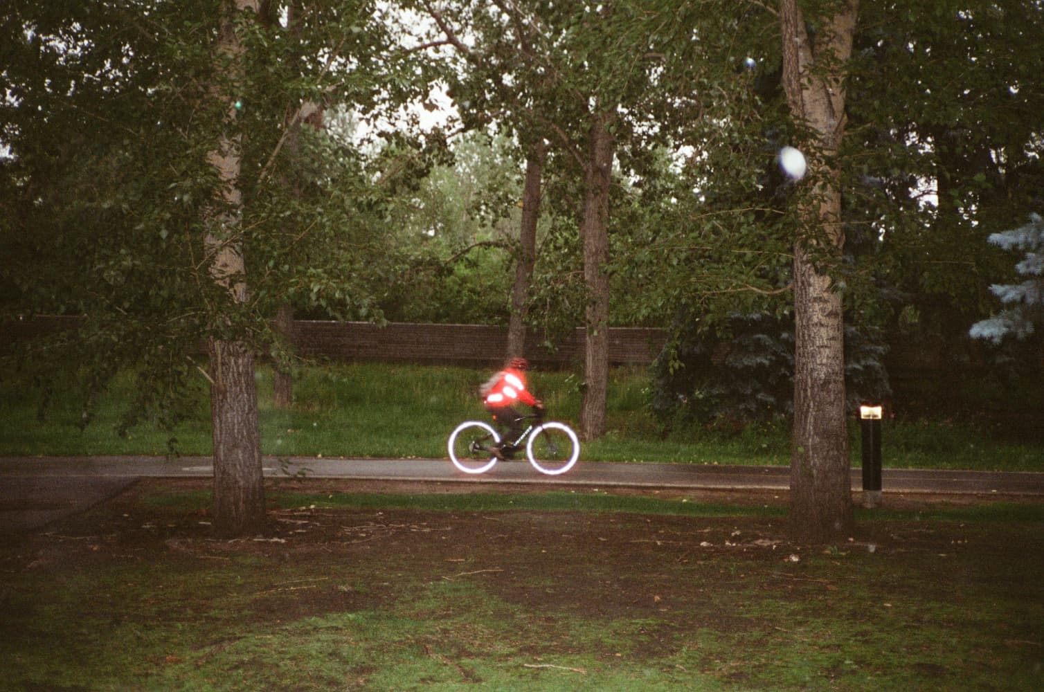 film/0031-0000952400/000095240002_uqti7p