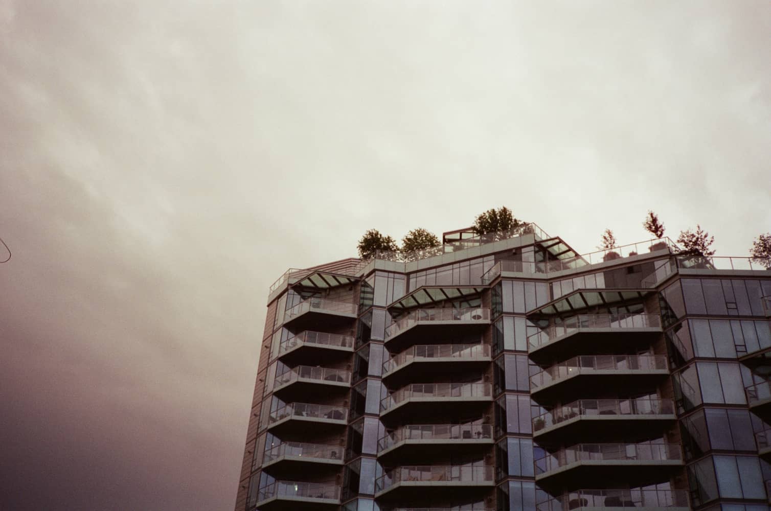 film/0031-0000952400/000095240011_hejquh