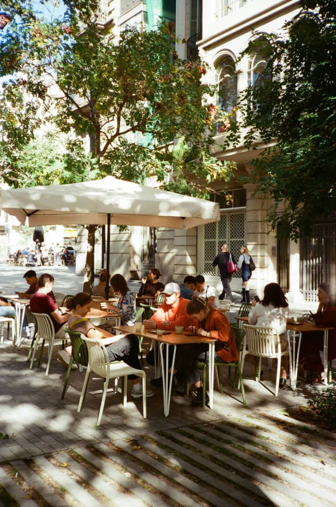 film/0034-0005171900/000517190026-edited_m7mec0