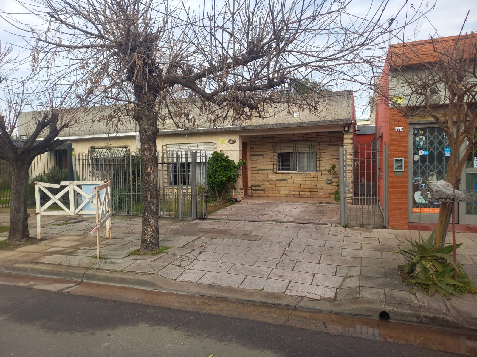 VENTA 3 DE FEBRERO 661