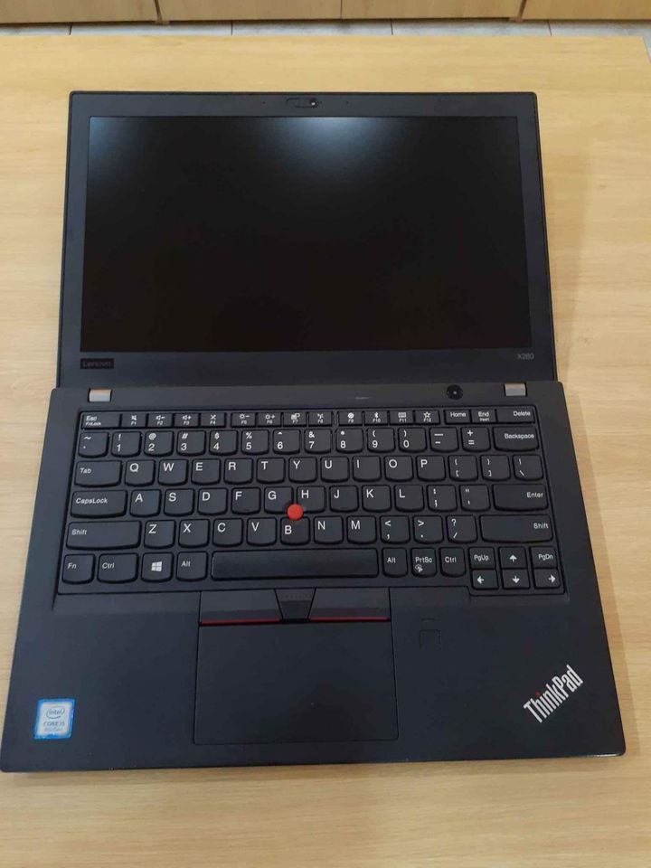 Lenovo ThinkPad X270