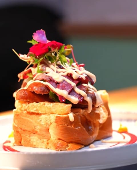 Elegant Dining Table