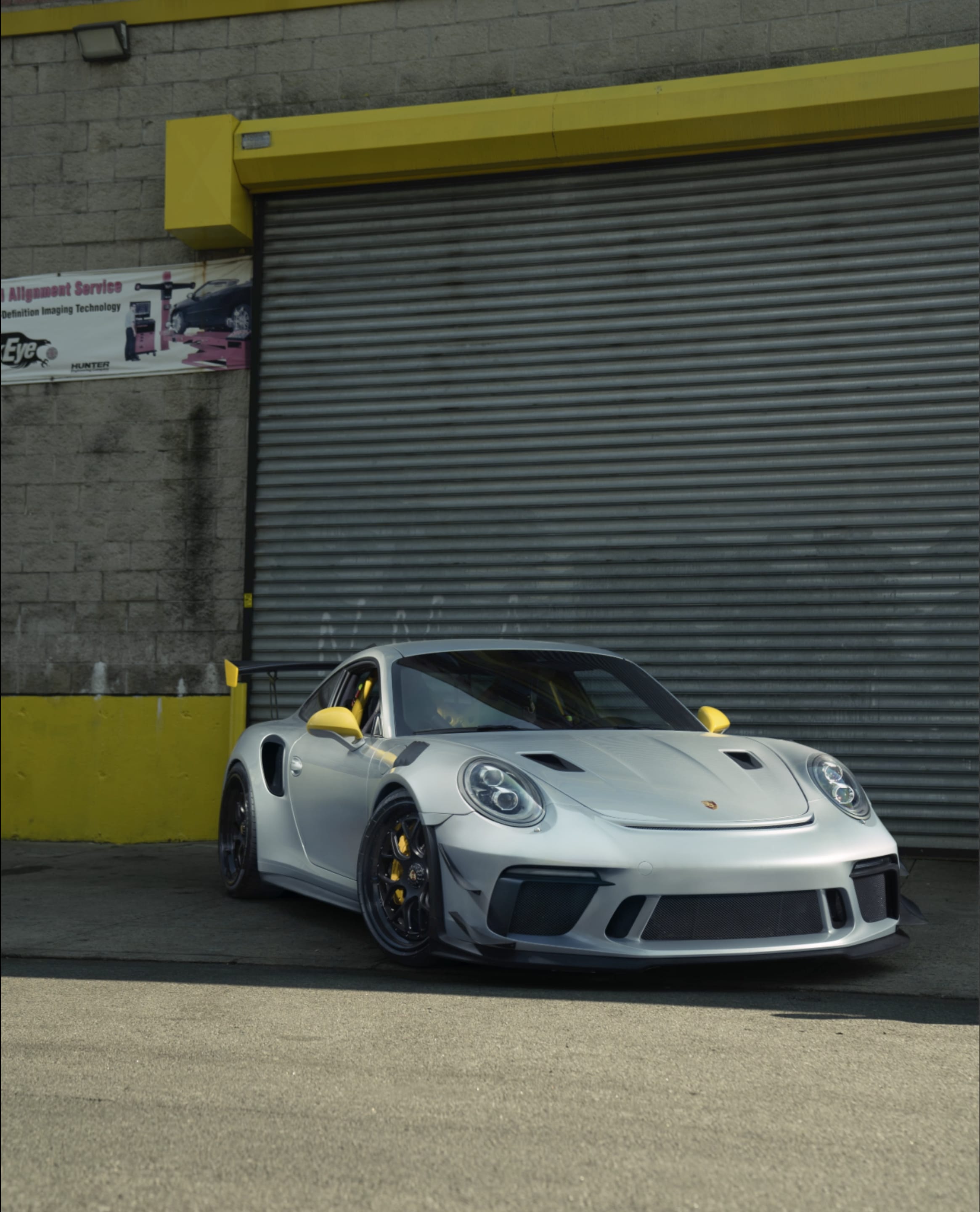 Porsche thumbnail 4