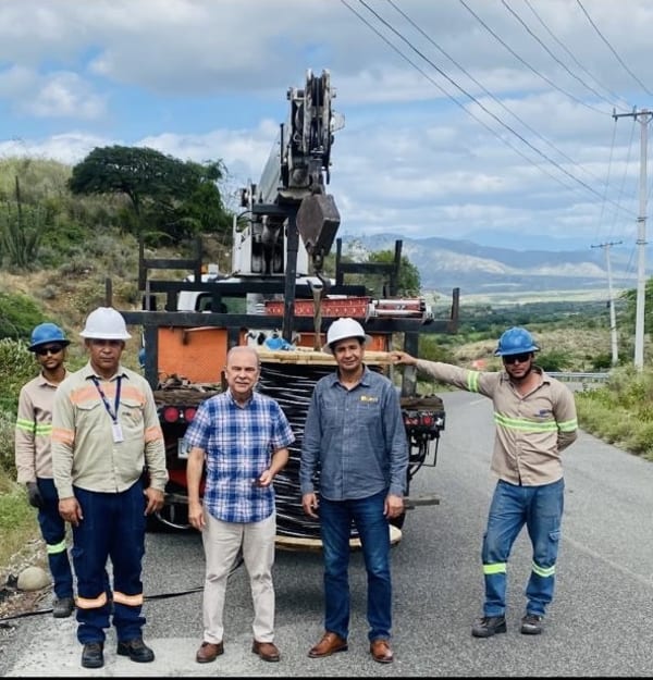 Proyecto de iluminación en comunidad rural