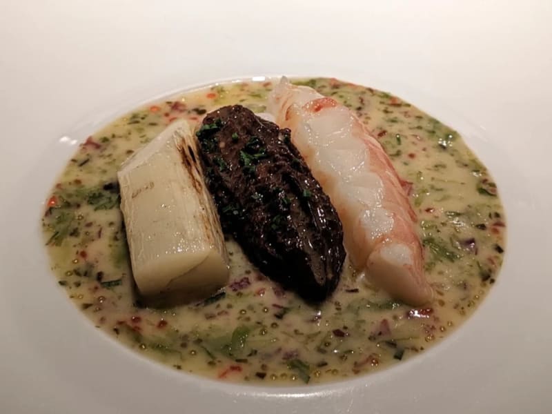 Food and drinks at Belon - Michelin French in SoHo Central - Food & Drink - dining in Hong Kong