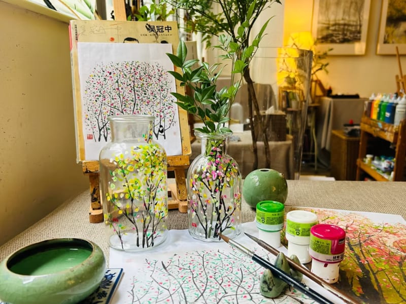 Workshop activity at Ka Atelier. Painting Studio - Chinese Ink Painting Studio - Workshop - art in Hong Kong