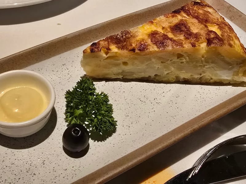 Food and drinks at Ole西班牙餐廳 - 香港歷史最悠久西班牙餐廳 - 美食及飲品 - dining in Hong Kong