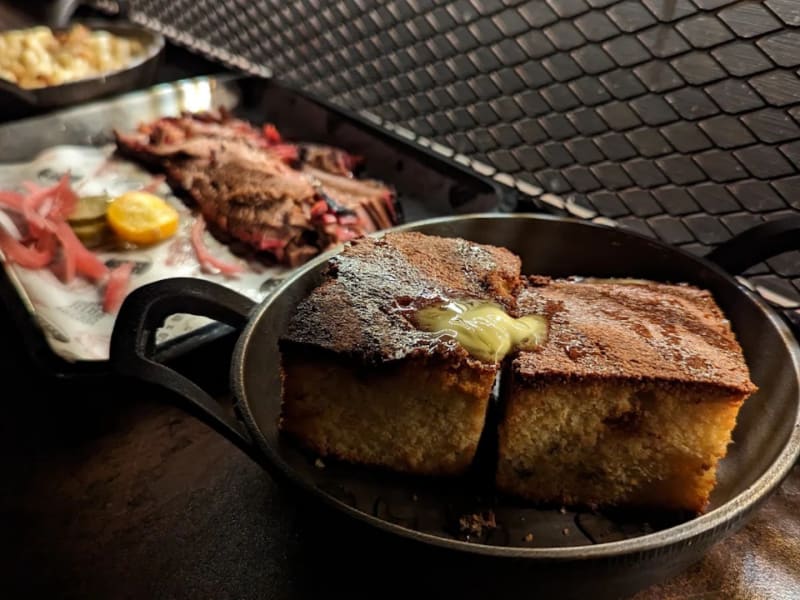 Food and drinks at Smoke & Barrel - 中環德州 BBQ 煙燻肉 - 美食及飲品 - dining in Hong Kong