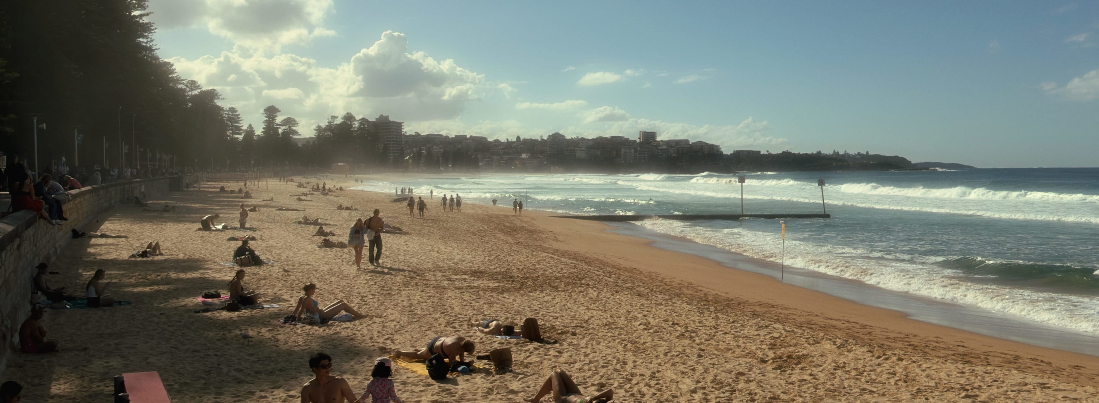 Bondi's Golden Slant