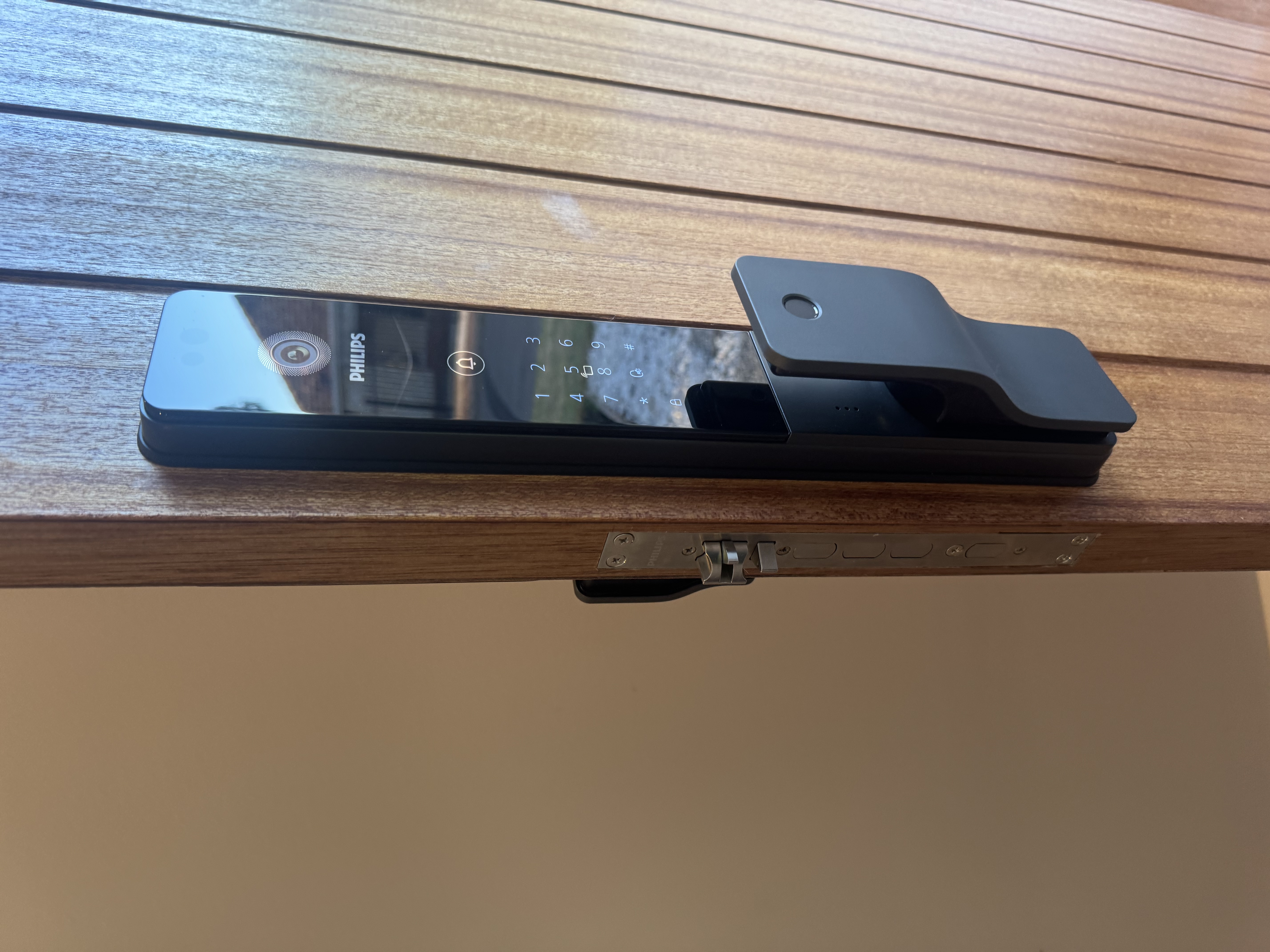 Completed Philips DDL720 Exterior