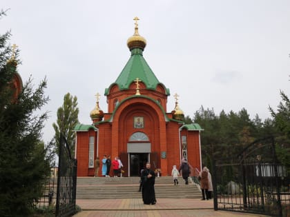 Всенощное бдение в Покровском храме села Кустовое